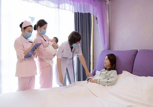 黑芝麻洗澡偏方不可信，会损害宝宝皮肤真不假